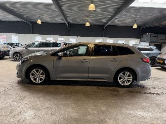 Toyota Corolla 2.0 Hybrid Touring Sports 84.000 KM picture 2