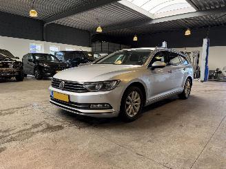 Auto incidentate Volkswagen Passat 1.6 TDI BlueMotion 2015/4