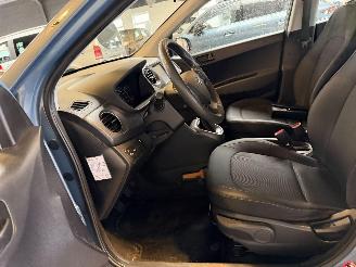 Hyundai I-10 1.0i picture 15