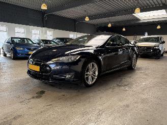 Auto incidentate Tesla Model S Model S 85 2013/12