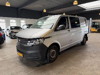 krockskadad bil bedrijf Volkswagen Transporter 2.0 TDI L2H1 DC 15.000 KM DSG 2024/4