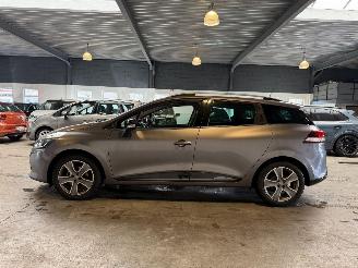 Renault Clio Estate 0.9 TCe Night&Day picture 2