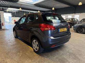Kia Venga 1.6 CVVT Plus Pack Automaat! picture 3
