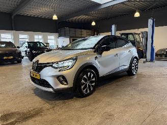 Coche accidentado Renault Captur 1.6 E-Tech Plug-in Hybrid 160 Techno 2023/9