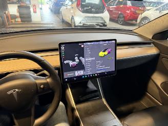 Tesla Model 3 Long Range Dual Motor AWD picture 23
