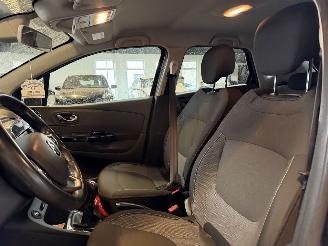 Renault Captur 1.5 dCi Dynamique NAP! picture 17