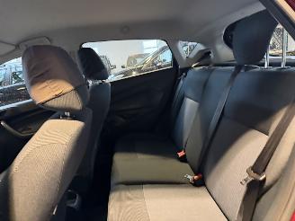 Ford Fiesta 1.4 Automaat! picture 13