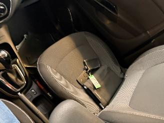 Renault Captur 1.2 TCe 120 EDC picture 24