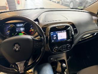 Renault Captur 1.2 TCe 120 EDC picture 22