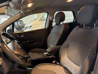 Renault Captur 1.2 TCe 120 EDC picture 18