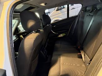 BMW 1-serie 116i picture 14