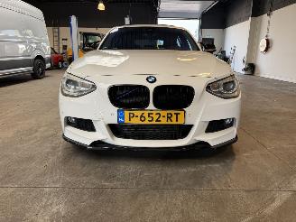 BMW 1-serie 116i picture 8