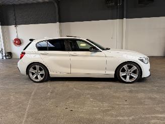 BMW 1-serie 116i picture 6