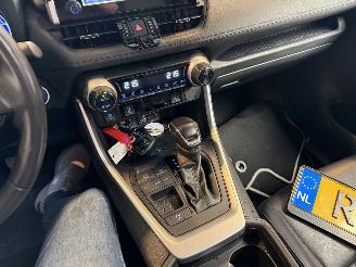 Toyota Rav-4 2.5 Hybrid Bi-Tone Pano VOL! picture 22