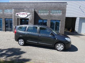 damaged passenger cars Dacia Lodgy 1.2 TCe Lauréate 5p. 2013/1