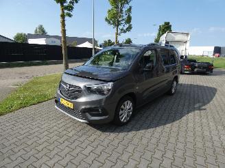 Opel Combo LIFE 1.2 T. L2H1 Edition picture 9