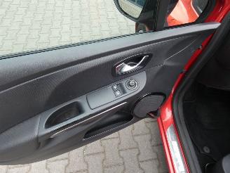 Renault Clio 0.9 TCe Dynamique picture 13
