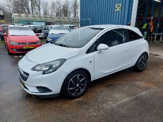 Voiture accidenté Opel Corsa-E Corsa E Hatchback 1.0 SIDI Turbo 12V 2015/2