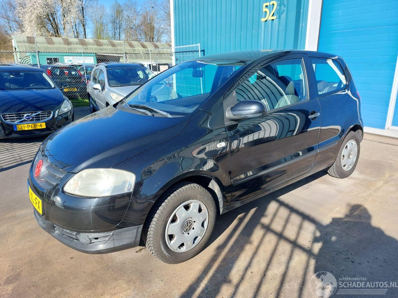Volkswagen Fox Fox (5Z) Hatchback 1.2