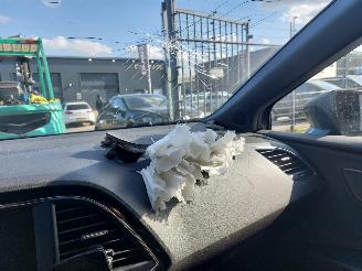 Seat Leon GERESERVEERD Leon ST (5FF)  5-drs 1.4 TSI ACT 16V picture 13