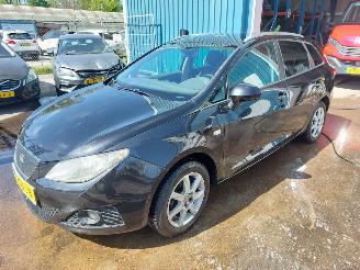 Vaurioauto  passenger cars Seat Ibiza Ibiza ST (6J8) Combi 1.2 TDI Ecomotive 2011/10