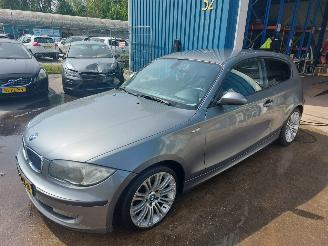 Unfallwagen BMW 1-serie 1 serie (E81) Hatchback 3-drs 118d 16V 2009/9