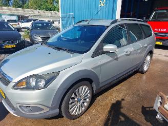 damaged passenger cars Ford Focus Focus 2 Wagon Combi 1.6 16V 2009/8