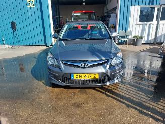 Hyundai I-30 i30 (FD) Hatchback 1.4 CVVT 16V picture 2