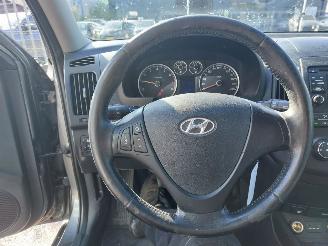 Hyundai I-30 i30 (FD) Hatchback 1.4 CVVT 16V picture 11