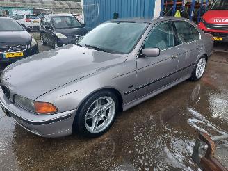 Auto incidentate BMW 5-serie 5 serie (E39) Sedan 523i 24V 1998/8