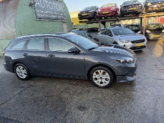 Kia Ceed 1.0 T-GDI 74KW Clima Navi Led Camera DynamicLine NAP picture 3