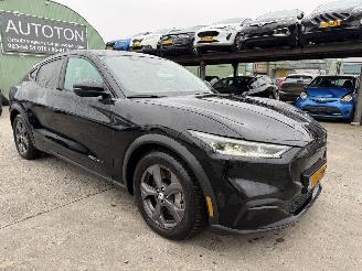 Auto incidentate Ford Mustang Mach-e 98 kWh Extended 210KW RWD 2021/7