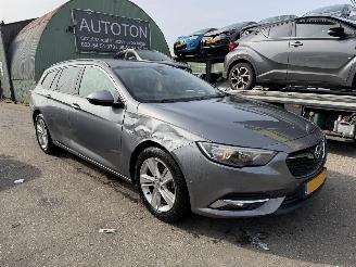 Schadeauto Opel Insignia 1.6 CDTI 100KW Autom. Navi Clima Camera Business Executive 2018/12