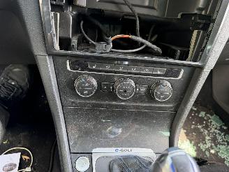 Volkswagen e-Golf 36 kWh 100KW Autom. Clima Navi Led NAP picture 9