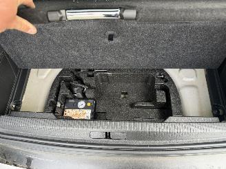 Peugeot e-2008 GT 50 kWh EV 100KW Autom. Clima Navi Led Camera NAP picture 16