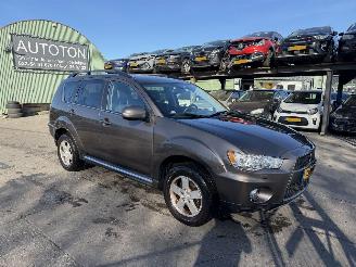 Mitsubishi Outlander 2.0 108KW Autom. Clima Navi Edition One NAP picture 1