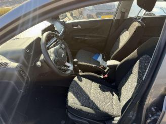 Kia Picanto 1.0 DPI 46KW DynamicLine Clima Navi Led Camera NAP picture 7