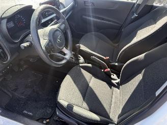 Kia Picanto 1.0 CVVT 49KW Airco 5-Drs EconomyPlusLine NAP picture 6