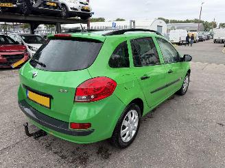 Renault Clio 1.2-16V 55KW Navi Airco Authentique picture 4