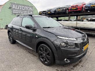 Vaurioauto  passenger cars Citroën C4 cactus 1.2 e-VTI Autom. 60KW Pano Clima Navi Camera Led Business NAP 2014/11