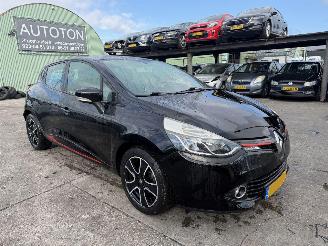 Coche accidentado Renault Clio 0.9 TCE 66KW Clima Navi Led Expression NAP 2013/9