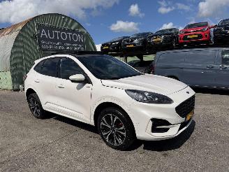 krockskadad bil auto Ford Kuga 2.5 PHEV 112KW Autom. Pano Clima Navi ST-Line X NAP 2023/5