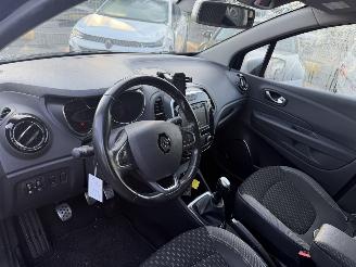 Renault Captur 0.9 TCE 66KW  Bose Clima Navi Led Camera picture 6