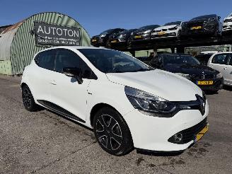Avarii autoturisme Renault Clio 0.9 TCE 66KW Clima Navi Led 5-Drs Night & Day 2015/5
