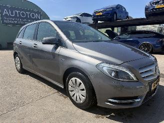 Auto incidentate Mercedes B-klasse 180 90KW Clima Navi Led Ambition NAP 2012/3