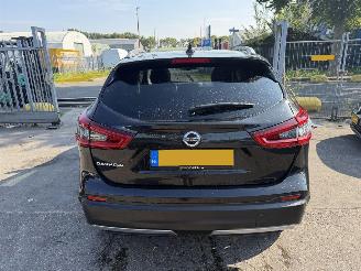 Nissan Qashqai 1.2 85KW Clima Navi Led Pano N-Connecta picture 5
