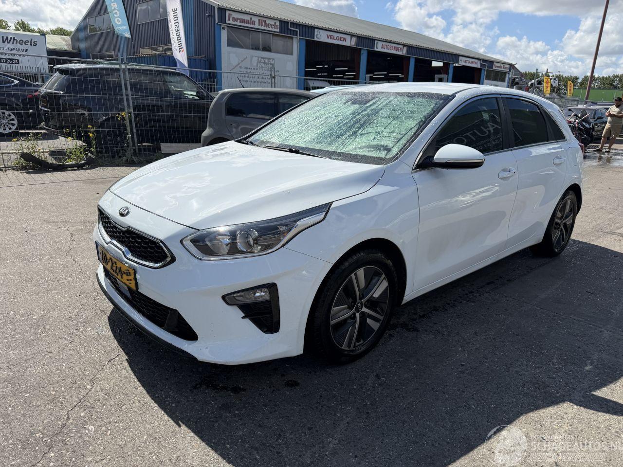 Kia Ceed 1.0 T-GDI 88KW Clima Navi Led Xenon Camera DynamicPlusLine NAP