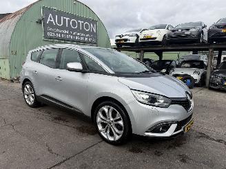 Damaged car Renault Grand-scenic 1.2 TCE 96KW Intens 7-Pers Clima Navi Led 2018/3