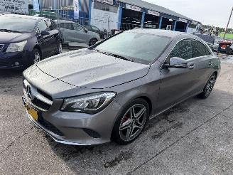 skadebil auto Mercedes Cla-klasse 180 Autom. 90KW Clima Navi Led AMG-pakket 2017/3