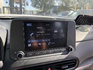 Hyundai Kona 1.6 GDI 87KW Hybrid Autom. Clima Navi Camera Comfort HEV picture 9